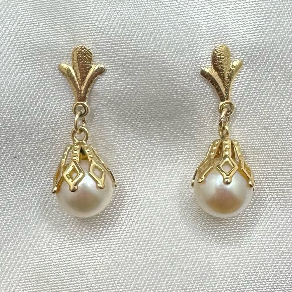Vintage 14K Gold Genuine Cultured Pearl Drop Earrings